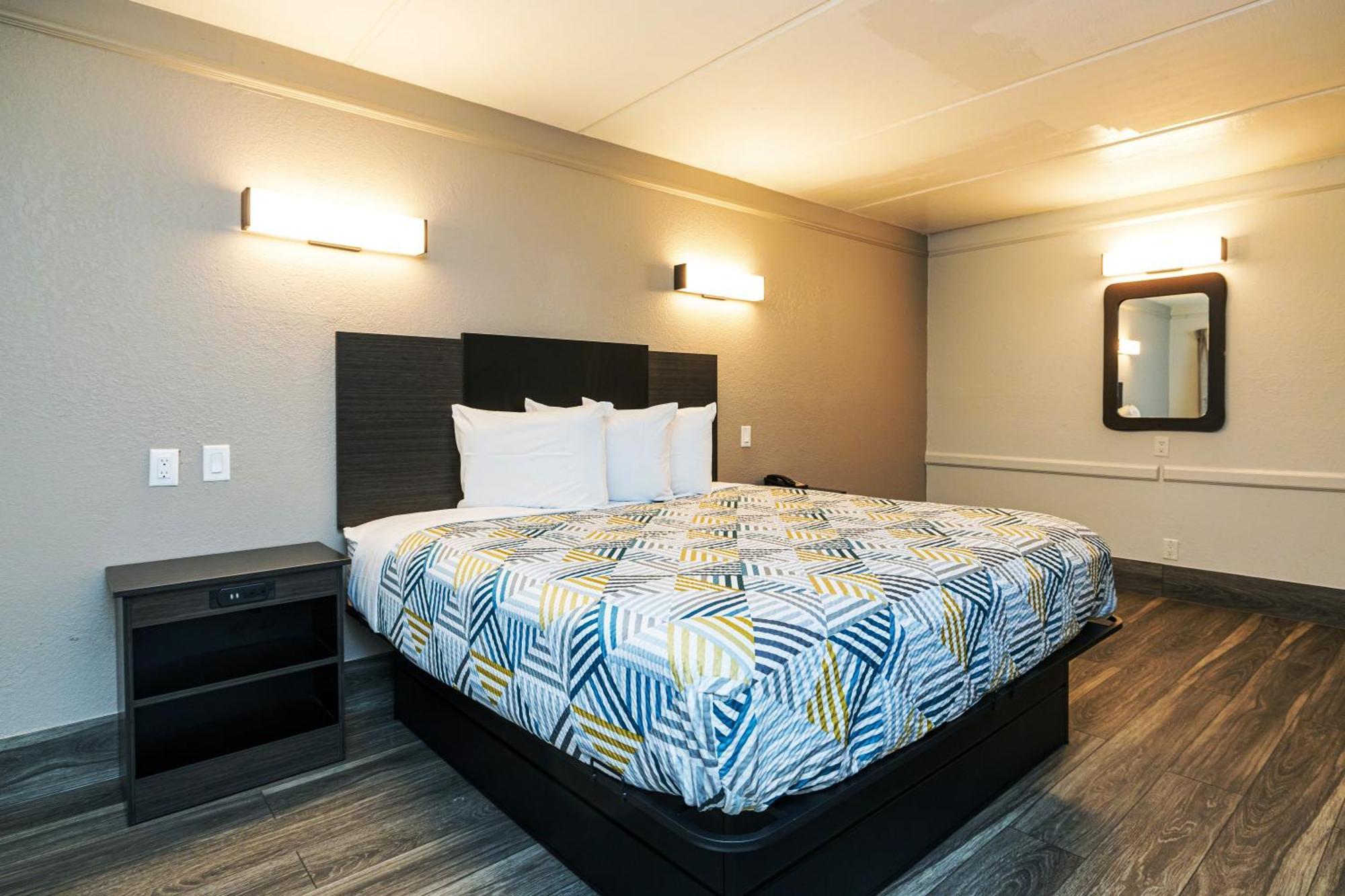 6-baytown, Tx - Garth Rd Hotel